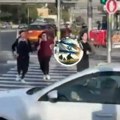 Prvi snimak terorističkog napada u Jerusalimu: Odjekuju pucnji kod autobuske stanice, ljudi u panici beže, troje mrtvih…