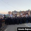 Protest opozicije u Novom Pazaru na ivici incidenta