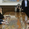 Vučić: Otvoren razgovor sa Hilom, veliko razočaranje što su SAD prihvatile zahtev Prištine o kupovini raketa