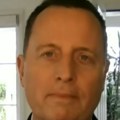 Grenel predsedniku Srbije poželeo brz oporavak Poručio Vučiću da mu je žao što se nisu sreli
