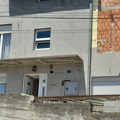 Porodična tragedija u Kaluđerici! Muž ubio suprugu na Vidovdan, pa pokušao da se ubije