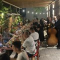 Prijatne akustične večeri u restoranu „Pod sač“ uz mirise domaće kuhinje