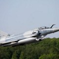 Švedski borbeni avion se srušio nakon sudara s pticom
