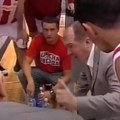 "Hoće stoka da nas nabije 30 razlike!" Nekadašnji trener Crvene zvezde otkrio šta se desilo na najčuvenijem tajm-autu sa…