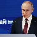 Putin: Zapadne zemlje pokušavaju da izvedu obojenu revoluciju u Srbiji