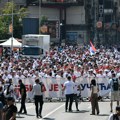 Miting SNS u Beogradu Građani pristižu ispred Skupštine, Brankov most zatvoren za saobraćaj: Bajkeri se okupili, a Vučić ovako…