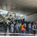 (VIDEO) Srušio se deo mosta u Grčkoj: Ima žrtava, traga se za nestalim