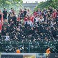 Haos u Berlinu: Povređeno 155 policajaca u neredima na utakmici 4. lige! Video
