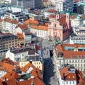 OECD preporučuje Sloveniji uvođenje poreza na nekretnine