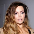 (Foto) ova fatalna brineta je starija ćerka nikoline Pišek: Hana je doktorka i retko se pojavljuje u javnosti: Svi kažu da…