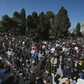 Desetine hiljada muslimana na prvoj molitvi Ramazana u džamiji Al-Aksa u Jerusalimu