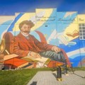 Na fasadi škole u Zablaću oslikan veliki mural posvećen Vladislavu Petkoviću Disu