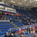 Da li ova slika iz Pionira kaže da je Srbiji potrebna jaka KLS? Zvezda igra protiv Olimpije, tribine prazne...