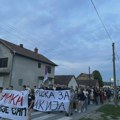 U Obrovcu kod Bačke Palanke skup mladiću koji je u pritvoru nakon incidenta na javnom skupu