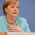 Angela Merkel u suzama Umro ministar i uticajni političar