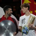 Nole, šteta! Đoković imao više od igre, pa nestao sa terena protiv Janika Sinera