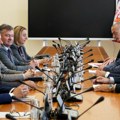 "Razgovarali smo o načinima prevazilaženja krize": O čemu je bilo reči na sastanku rektora i dekana sa Macutom