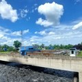 Hitno zatvorena fabrika za preradu otpadnih voda u Valjevu: Sumnja se da je prodrla velika količina mazuta, deo završio i u…