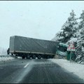 Sneg izazvao velike probleme: Vanredna situacija u Novoj Varoši, delu Arilja i Ivanjici