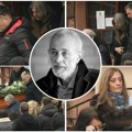 Sahrana Mike Aleksića uživo: Ovo je jedina glumica koja se pojavila na opelu Mike Aleksića
