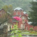 NVO s Kosova traže međunarodnu reakciju zbog predstavljanja Pećke patrijaršije kao albanske