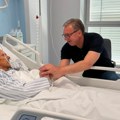 Srbin kog je pretukla Kurtijeva policija na lečenju u KCS, posetio ga Vučić: "Tukli su ga gotovo do smrti"