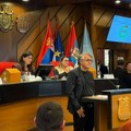Odbornica SNS pustila "Ruzmarin" za vreme izlaganja o referendumu o NS na vodi: Kap prelila čašu