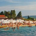 MUP: Srpska policija brine o turistima iz Srbije na crnogorskom primorju