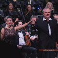 Zrenjaninska filharmonija održala novogodišnji koncert za pamćenje. Željko Lučić i Vesna Đurković oduševili [FOTO]…