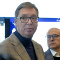 Vučić održao sastanak sa ministrima zbog odluke Kurtija da sutra zabrani dinar