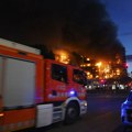 VIDEO: Veliki požar u zgradi u Valensiji, nekoliko stanara zarobljeno, više povređenih