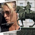 "Jao, blam me je. Znači, blam me je, rođena sam ovde": Presreli Beograđanke "kod konja" pa pitali čiji je to spomenik…