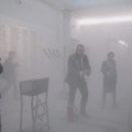 Evroparlamentarac obrisao cipele o EU zastavu i spalio je (VIDEO)