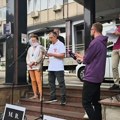 Одржан скуп за реформу хитне помоћи, Лончар позвао организаторе на састанак