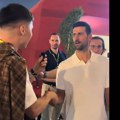 Bloger sa 6 miliona pratilaca prišao Đokoviću: Novak mu odgovorio na više jezika i otkrio šta je najvažnije u životu