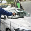 Evo zašto je važno da redovno perete automobil: Ovo je mnogo više od estetike, evo i cena
