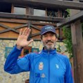 Ova planinska brvnara na Zlatiboru pripada našem poznatom glumcu i u njoj spava sa divljim životinjama! Proveo ceo život u…