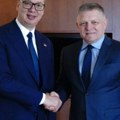Vučić se sastao sa Ficom u Tivtu: Zahvalnost Slovačkoj na podršci Srbiji na evropskom putu