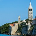 Na ovom hrvatskom ostrvu ni najveće vrućine nisu problem: Ljudi preživljavaju bez klime, ovo je njihova tajna