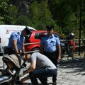 "Pretresali su majke sa bebama u kolicima, žene i mladiće" Oglasio se Petar Petković nakon što je kosovska policija…