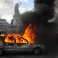 Protesti mladih prerasli u pokušaj nasilnog rušenja vlasti