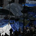 Penzije glavna tema pred izbore: oko 50.000 demonstranata marširalo Madridom