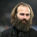 Bivši reprezentativac Srbije šokirao novim imidžom! Pustio kosu i bradu, kada se pojavio na stadionu niko ga nije prepoznao!