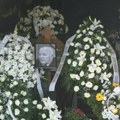 Sahranjen legendarni Den Tana: Na večni počinak ispraćen uz hor - ogroman broj velikana mu odao poslednju počast!
