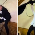 Hit! Urnebesan snimak Sofre koji se popeo na sto i pleše, kruži mrežama: Skinuo i sako pa napravio delirijum