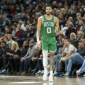 Vratio se nakon jezive povrede i ponovo je nezaustavljiv! Ipak, slavni NBA as se nada povratku u staru formu - razbio Boston…