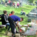 Списак потребних ствари за Први мај у природи: Без овога не полазите на излет, ево шта обавезно морате да имате код себе