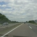 Stanje na putevima: Pojačan saobraćaj ka graničnim prelazima