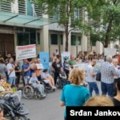 Protestom ispred Vlade Crne Gore traže spas za Institut 'Simo Milošević'