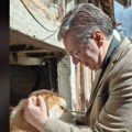 Gde ima ljubavi, kuća nije tesna i za sve ima mesta: Predsednik Vučić podelio snimak koji će vas raznežiti (video)